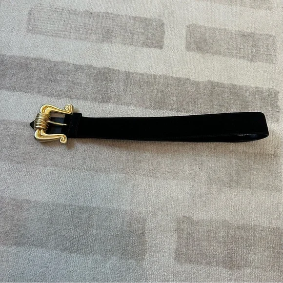 AVIGNON Made in Spain Genuine Leather Belt Black Statement Buckle Gold